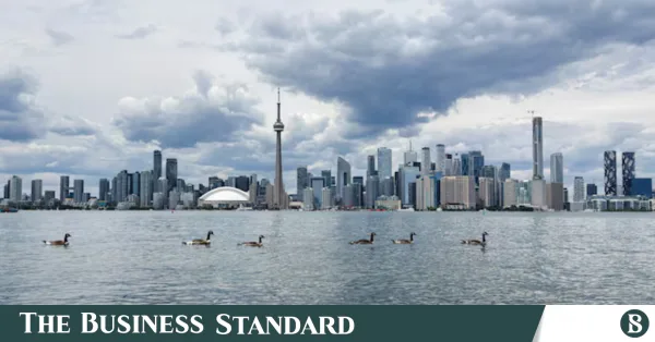Trump threatens to rename Lake Ontario to Lake America amid trade tensions