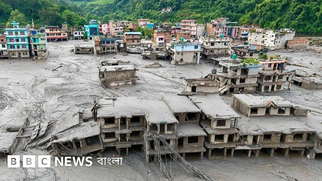 What is a flash flood and is it possible to forecast?