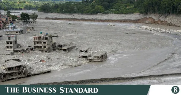 Last-minute flood warning saves over 900 students in Nepal