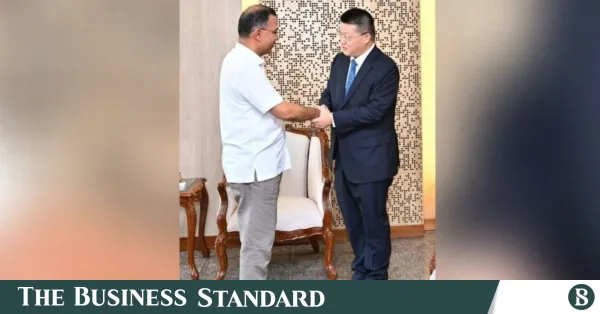 প্রধানমন্ত্রীর সঙ্গে বিদায়ী সাক্ষাৎ চীনা রাষ্ট্রদূতের