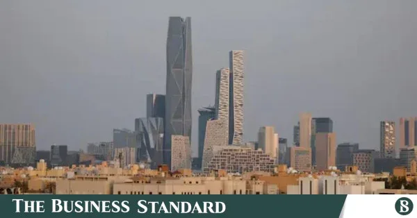 Saudi schools ordered to shift to remote learning