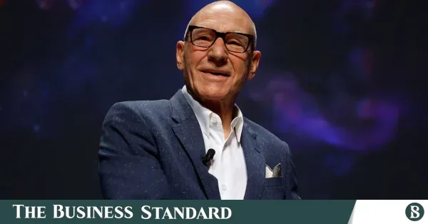 Actor Patrick Stewart dies at 86